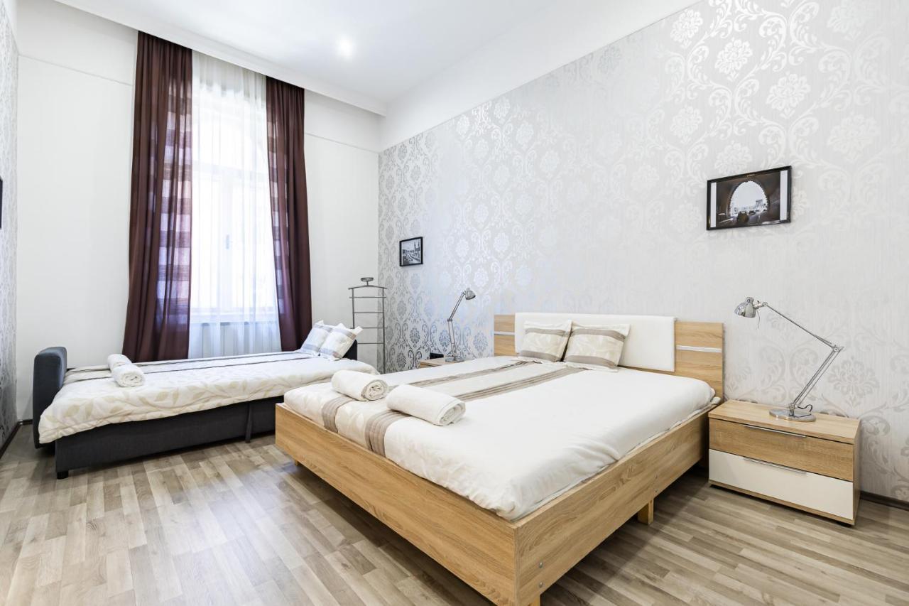 Real Semmelweis Apartament *